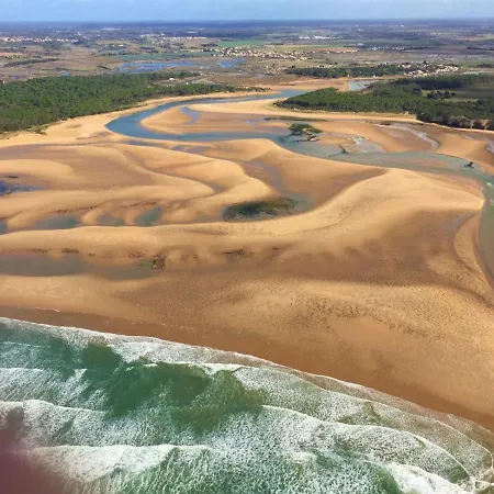 La Caza Des Sables 아파트 *